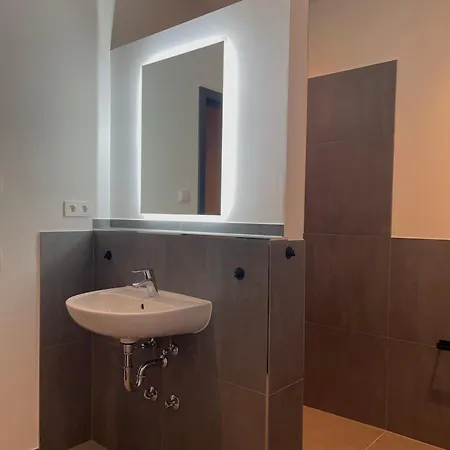 Apartament A & B Und -zimmervermietung *