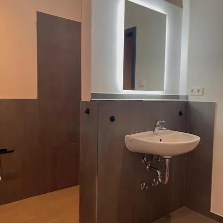 A & B Und -zimmervermietung Apartament