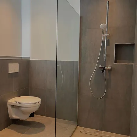 A & B Und -zimmervermietung Apartament