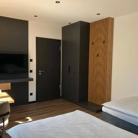 A & B Und -zimmervermietung * Tornesch