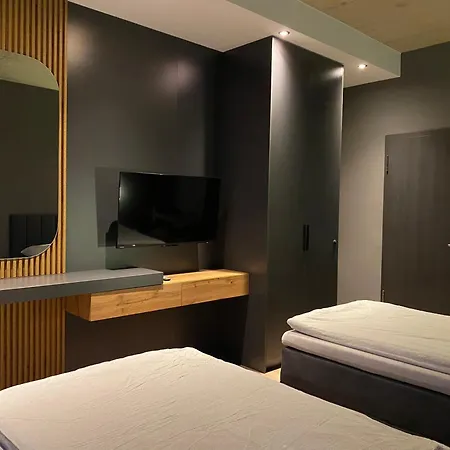 Apartament A & B Und -zimmervermietung *