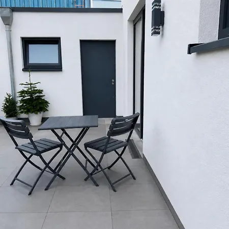 A & B Und -zimmervermietung Apartament Tornesch