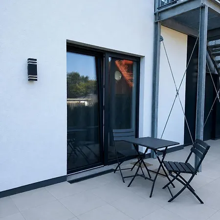 A & B Und -zimmervermietung Apartament